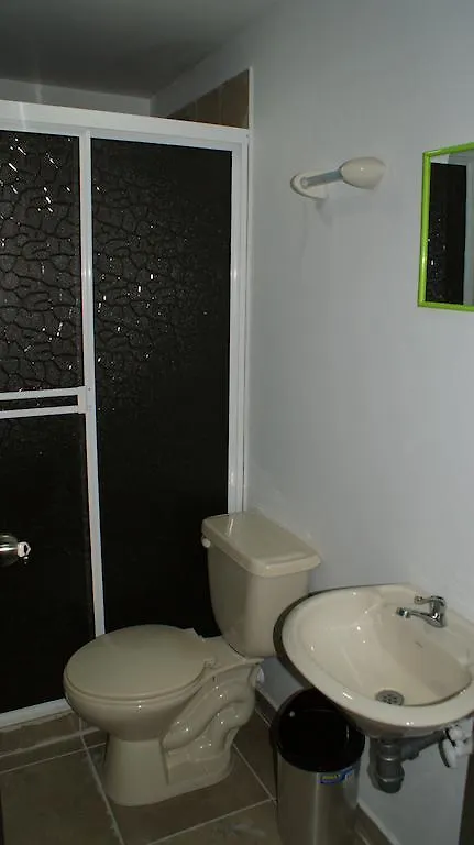Hostal El Hangar 65 Hostel Medellin 0*,